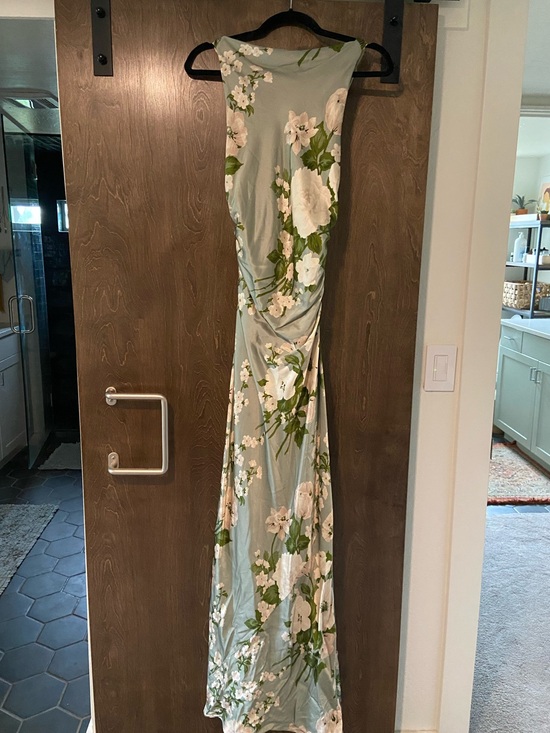 Reformation Dresses & Skirts - Reformation Anaiis Tarragon Silk Dress Size 8